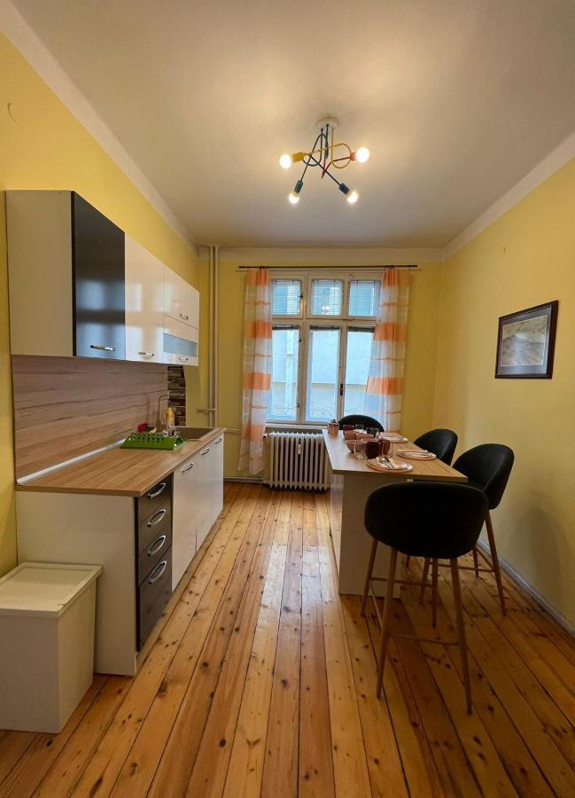 Citypulse Apt In Ideal Center W Working Space 소피아 외부 사진